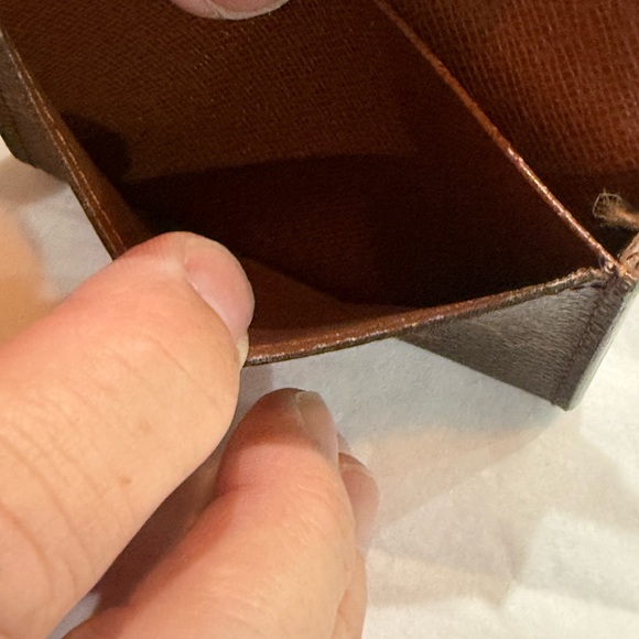 Louis Vuitton monogram card holder - Picture 6 of 7